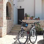 Elezar Néon Oítilon