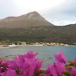 Elezar Néon Oítilon