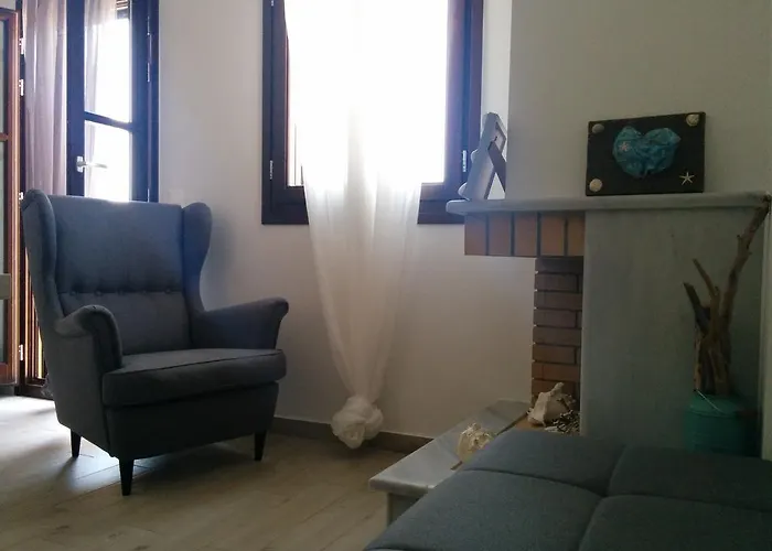 Apartmán Elezar Néon Oítilon