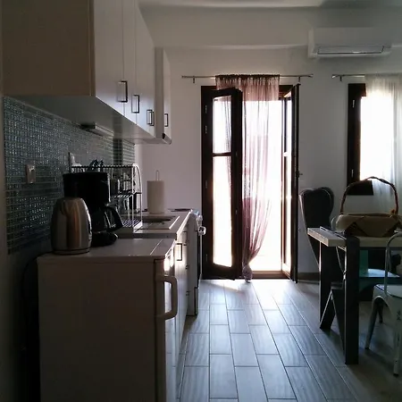 Elezar شقة Néon Oítilon