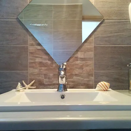 Elezar Apartment