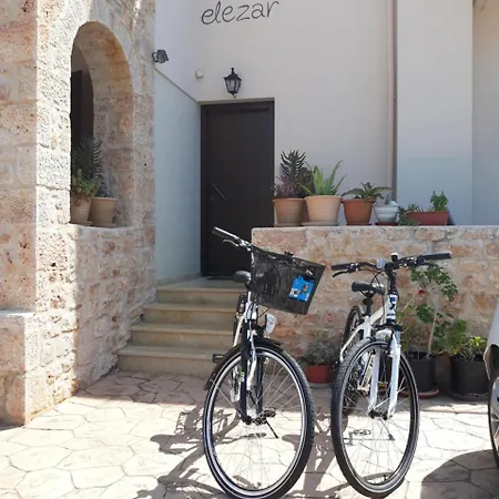 Elezar Néon Oítilon